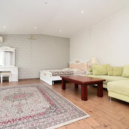 Apartament Club City House Klumba Odessa